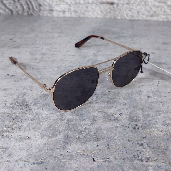 Elizabeth and James Aviator Sunglasses main image 8